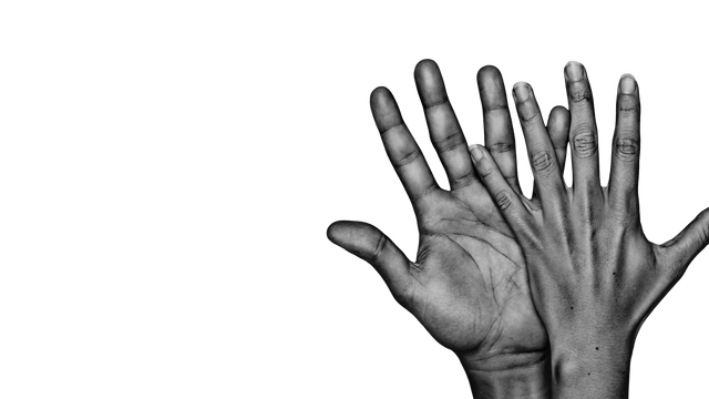 2 hands